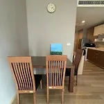 Bts Thong Lor 1 Bedroom Sofa Bed 60Sqm Max4Person