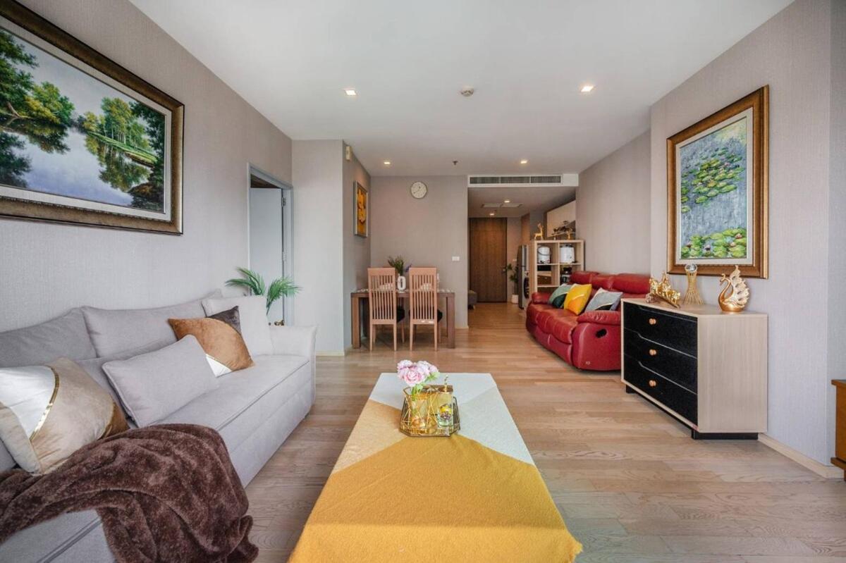 Bts Thong Lor 1 Bedroom Sofa Bed 60sqm Max4person