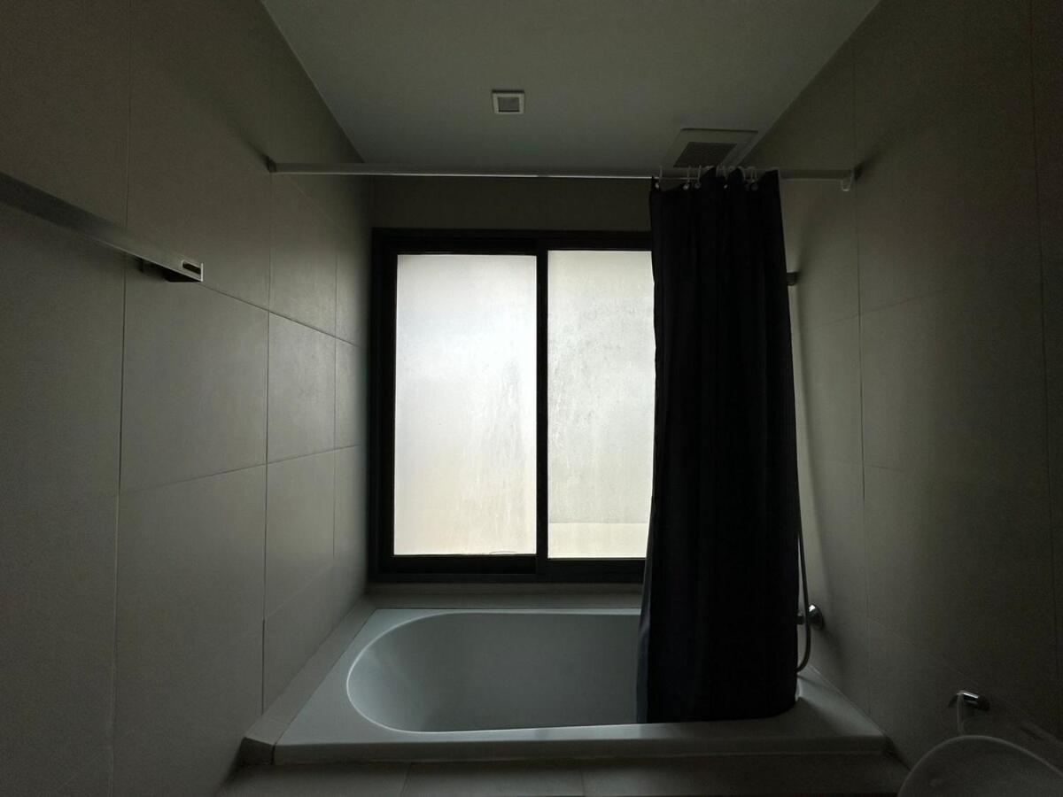 Bts Thong Lor 1 Bedroom Sofa Bed 60sqm Max4person *