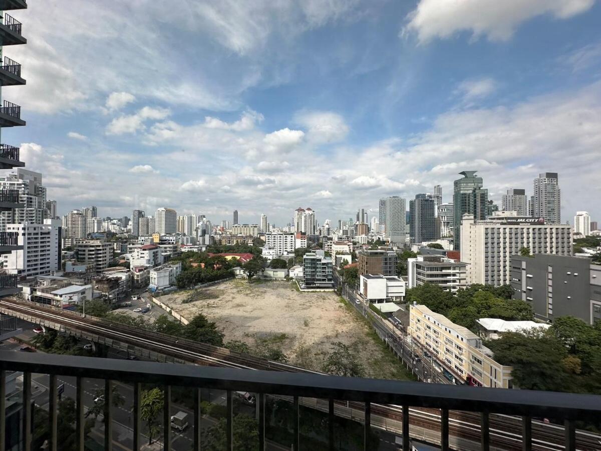 Apartment Bts Thong Lor 1 Bedroom Sofa Bed 60sqm Max4person *
